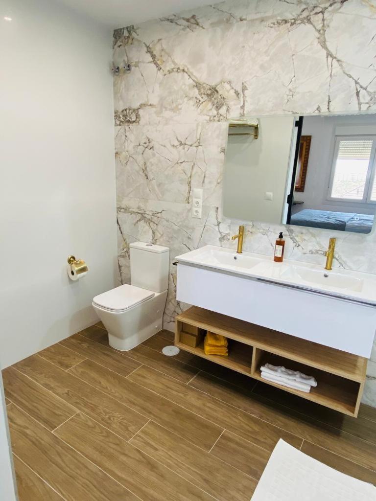Cariad Boutique Bed & Breakfast La Cala Del Moral Room photo